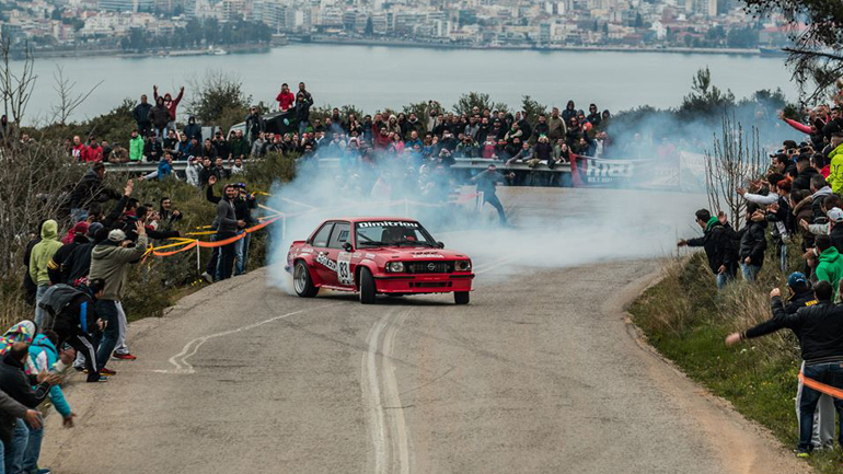 Όταν η εικόνα μιλά από μόνη της και ο κόσμος παραλληρεί…
